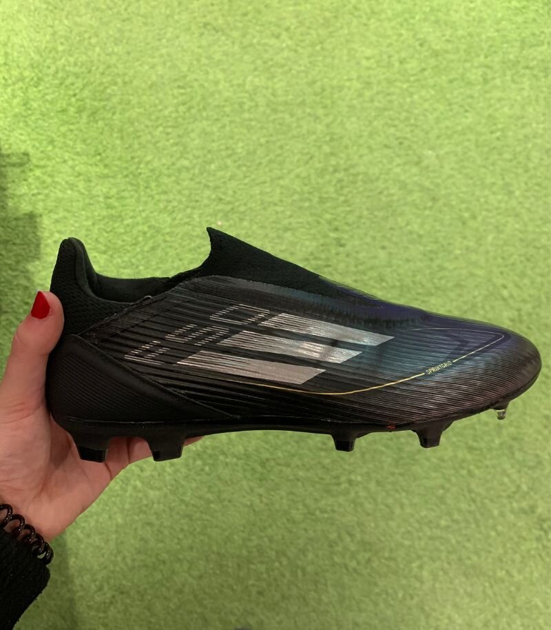 black adidas f50